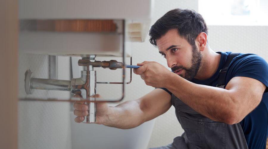 Faucet repair for sink in Oakland City, IN